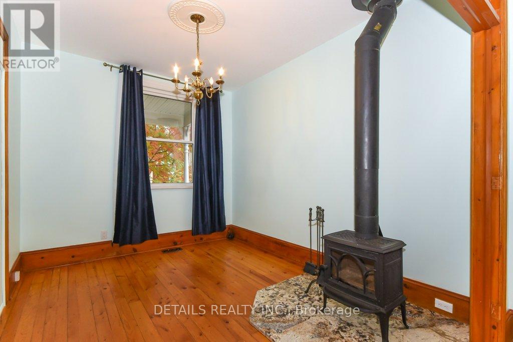 19 Gould Street, Ottawa, Ontario  K1Y 2P1 - Photo 8 - X12476747