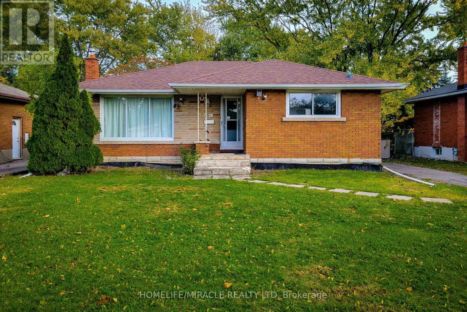 28 GLENGARRY ROAD, St. Catharines, Ontario