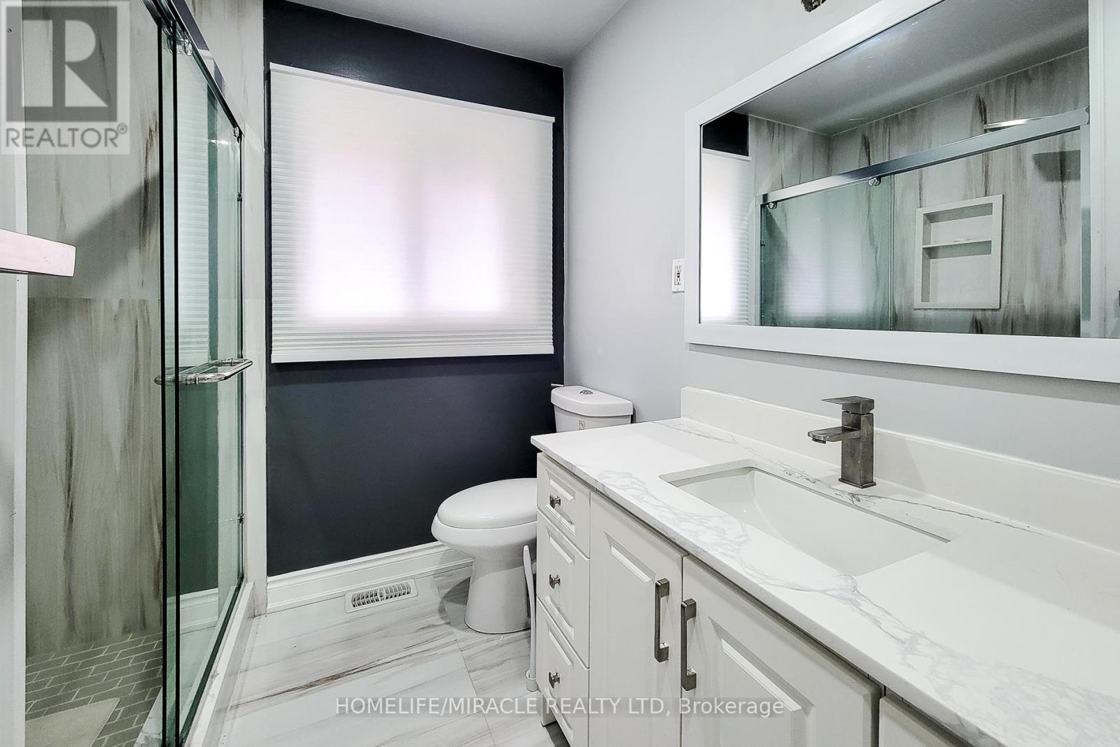 28 Glengarry Road, St. Catharines, Ontario  L2T 2T9 - Photo 23 - X12482348