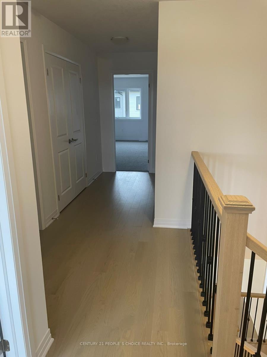 937 Douro Street, Stratford, Ontario  N5A 0M3 - Photo 10 - X12482352