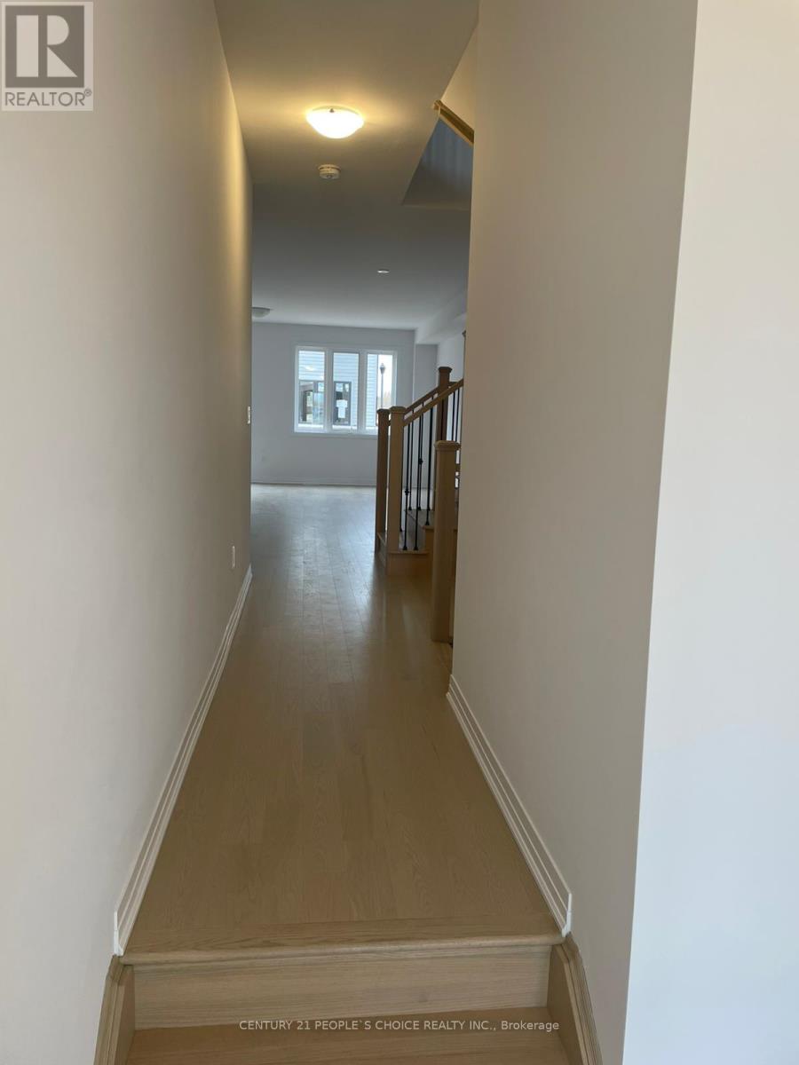 937 Douro Street, Stratford, Ontario  N5A 0M3 - Photo 6 - X12482352