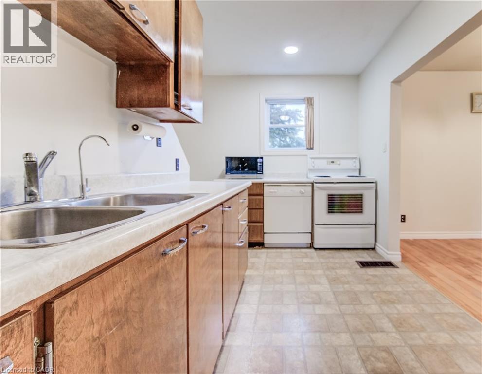 341 Clyde Road, Cambridge, Ontario  N1R 1L4 - Photo 16 - 40778609