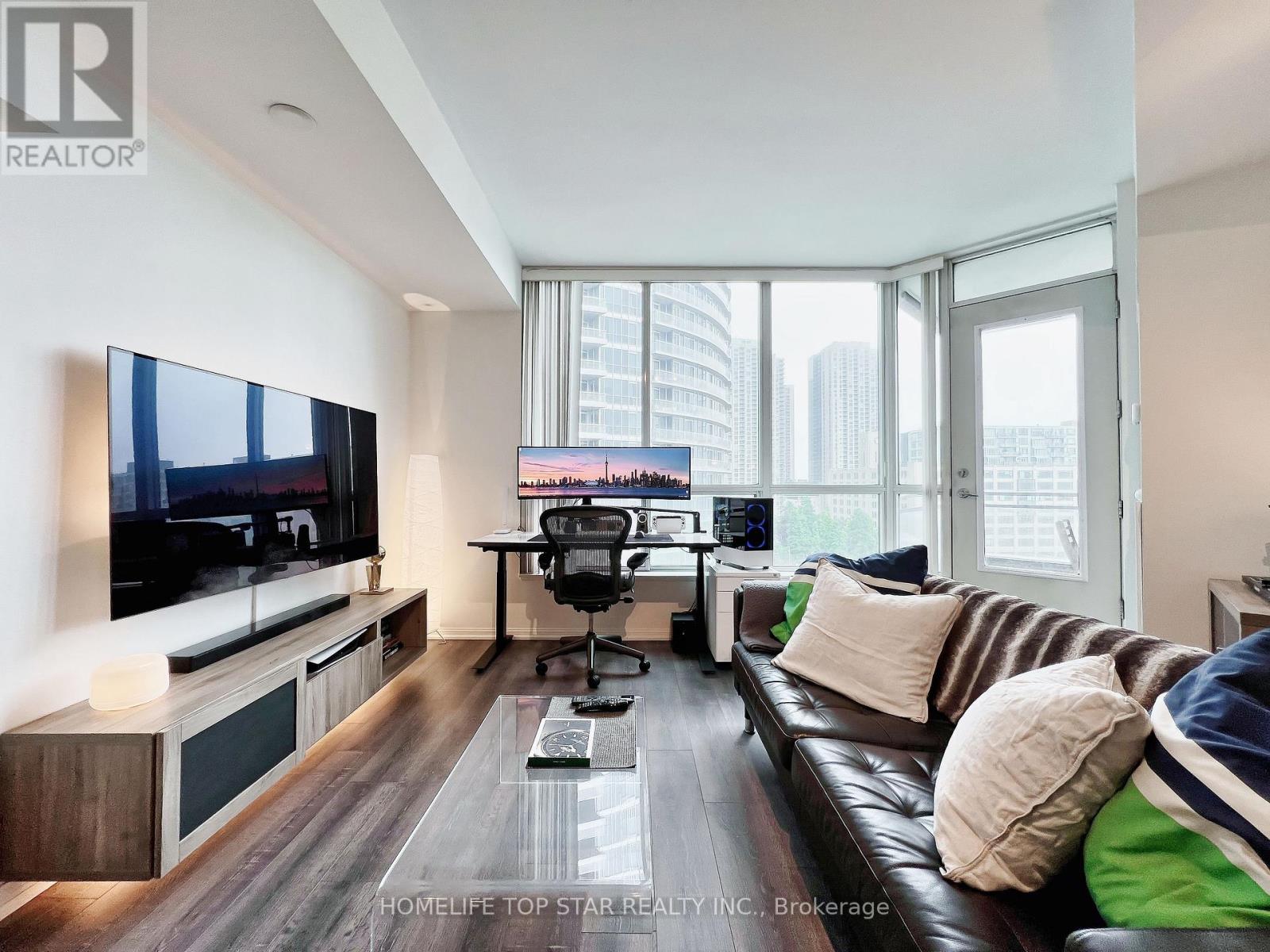 1006 - 228 Queens Quay W, Toronto, Ontario  M5J 2X1 - Photo 5 - C12482369