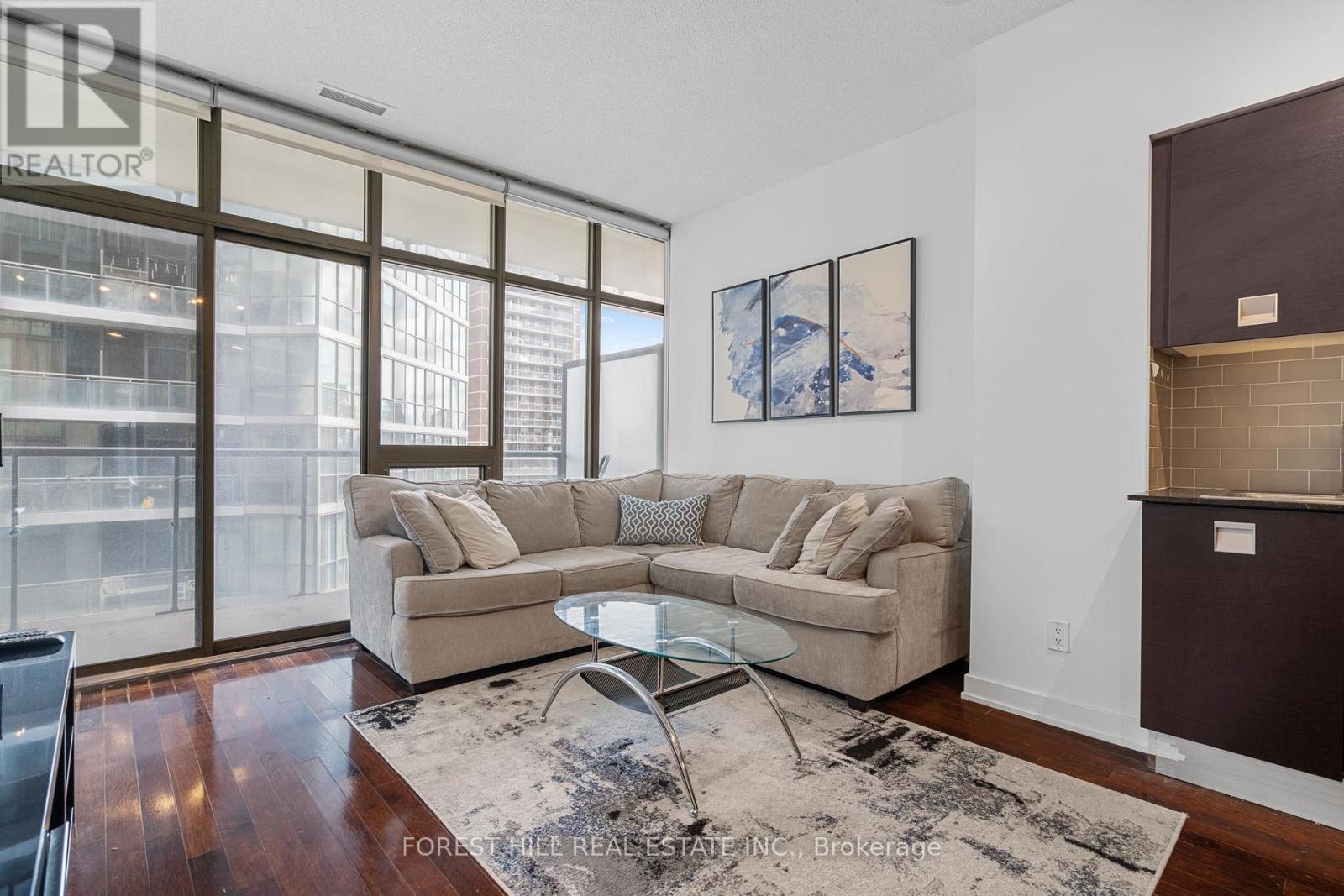 1101 - 33 Charles Street, Toronto, Ontario  M4Y 1R9 - Photo 17 - C12482380