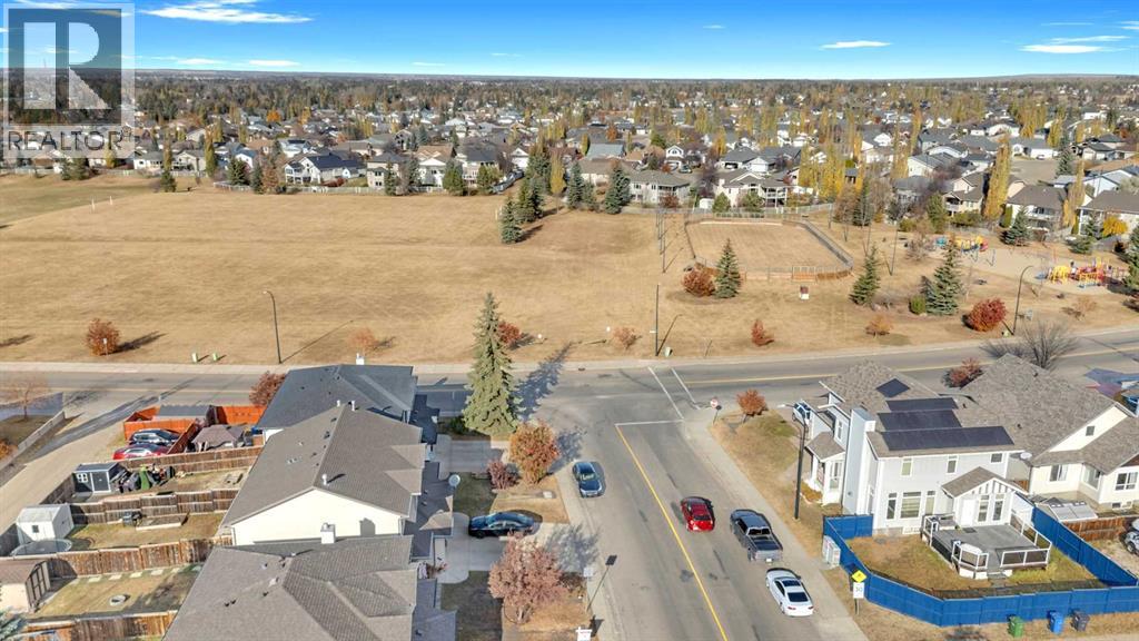 58 Adamson Avenue, Red Deer, Alberta  T4R 3L2 - Photo 4 - A2266961