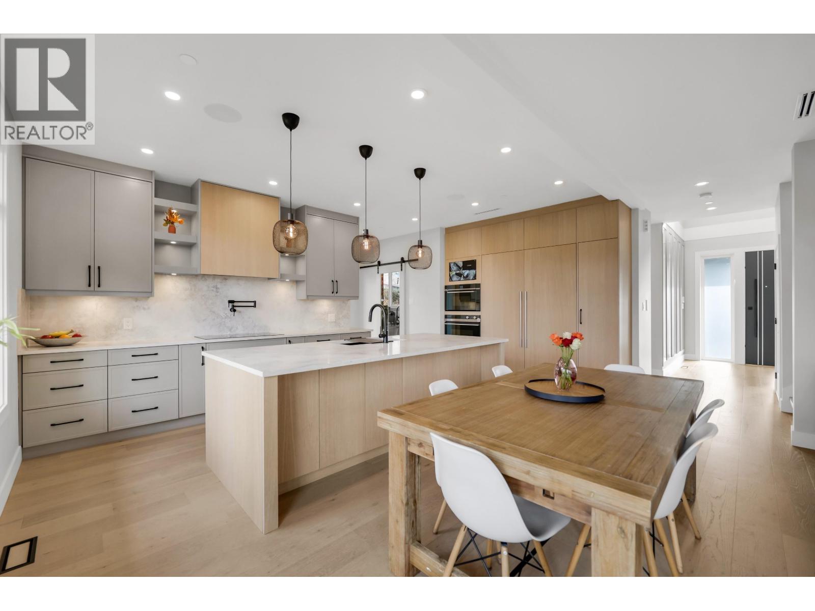 40874 The Crescent, Squamish, British Columbia  V8B 0R9 - Photo 11 - R3058688