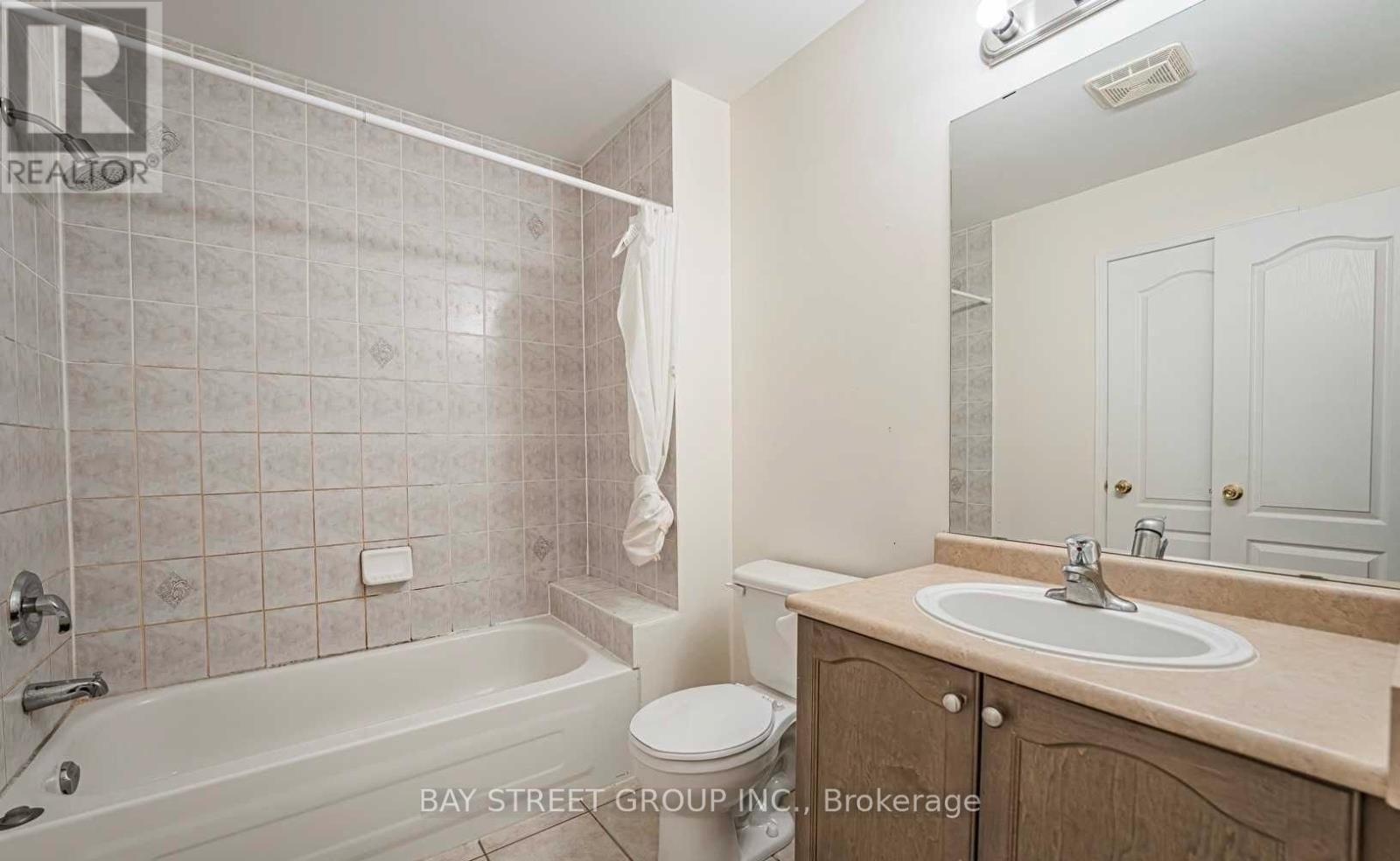 14 - 10 Post Oak Drive, Richmond Hill, Ontario  L4E 4H8 - Photo 23 - N12482373