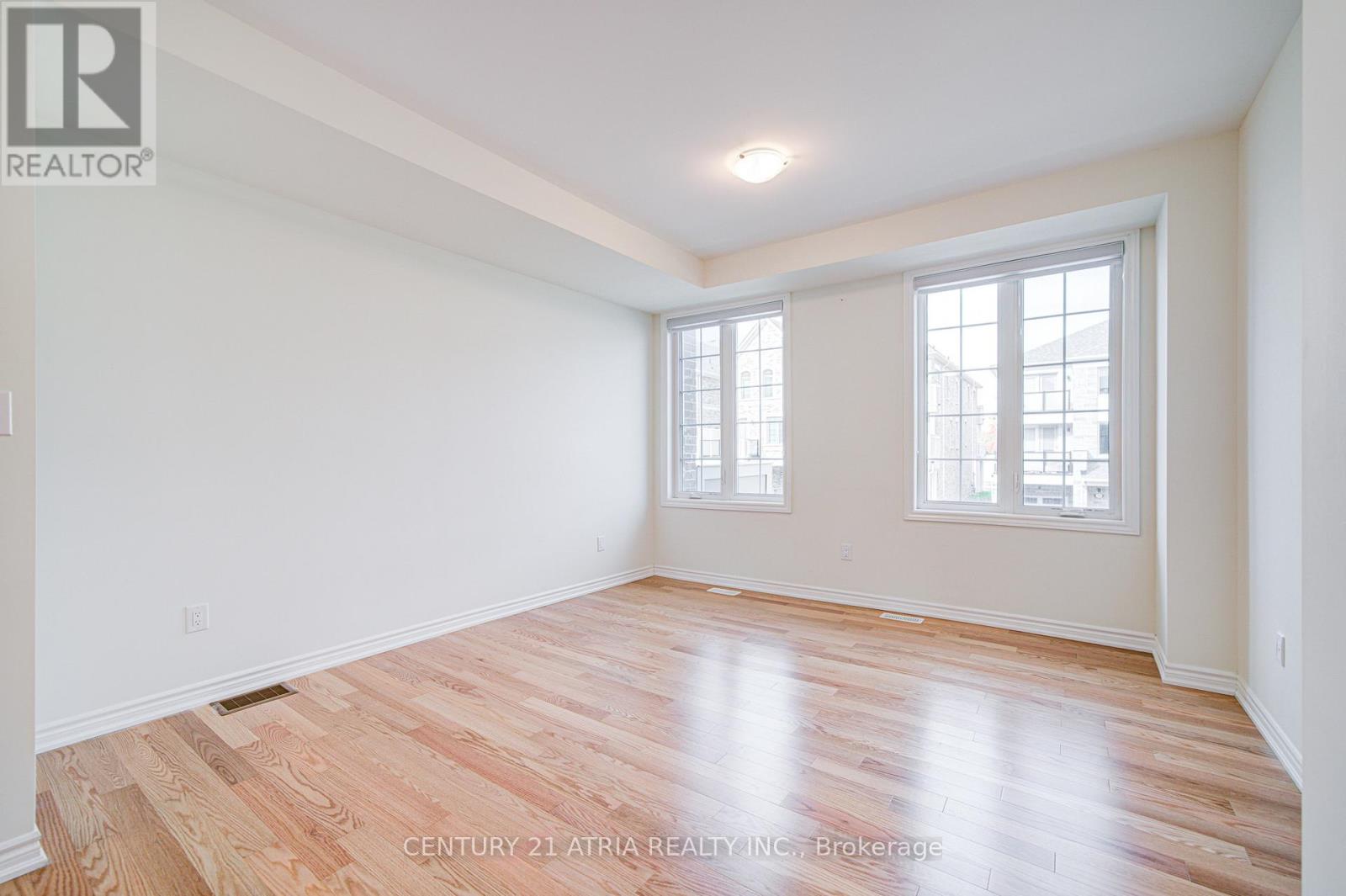 29 Thomas Frisby Jr Crescent, Markham, Ontario  L6C 3L1 - Photo 13 - N12482375