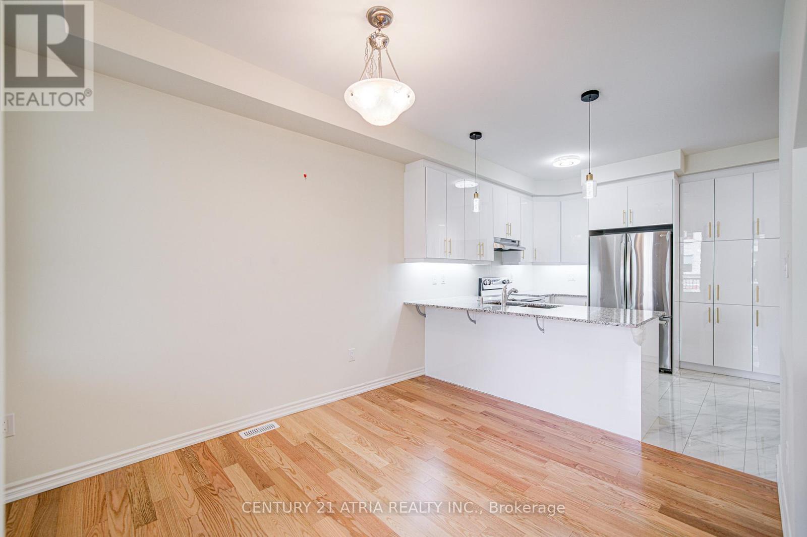 29 Thomas Frisby Jr Crescent, Markham, Ontario  L6C 3L1 - Photo 15 - N12482375
