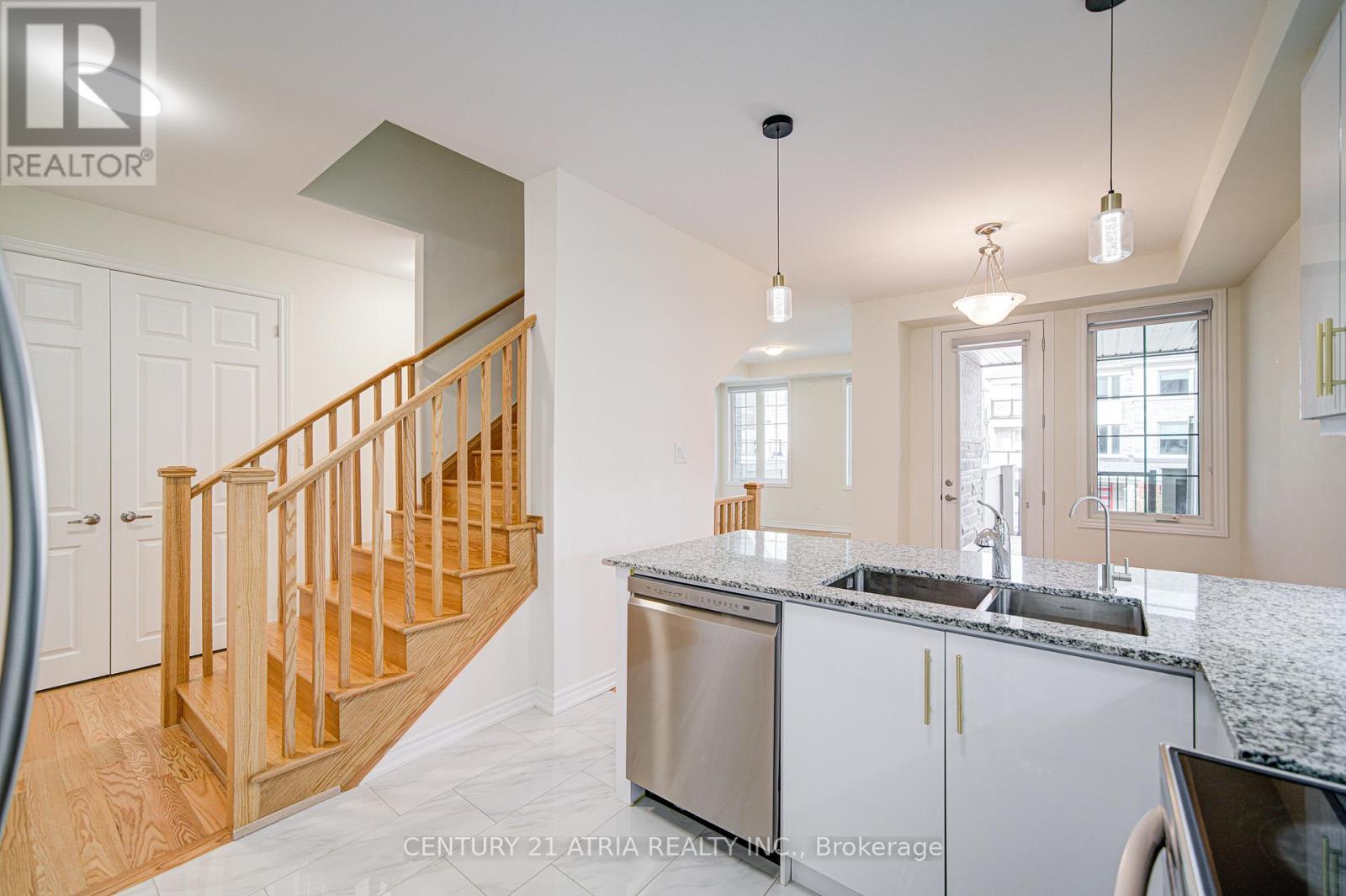 29 Thomas Frisby Jr Crescent, Markham, Ontario  L6C 3L1 - Photo 25 - N12482375