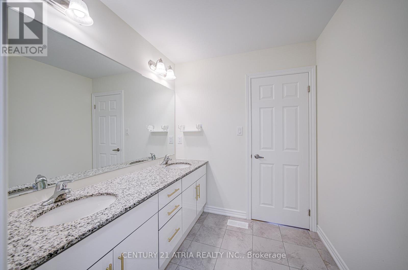 29 Thomas Frisby Jr Crescent, Markham, Ontario  L6C 3L1 - Photo 46 - N12482375