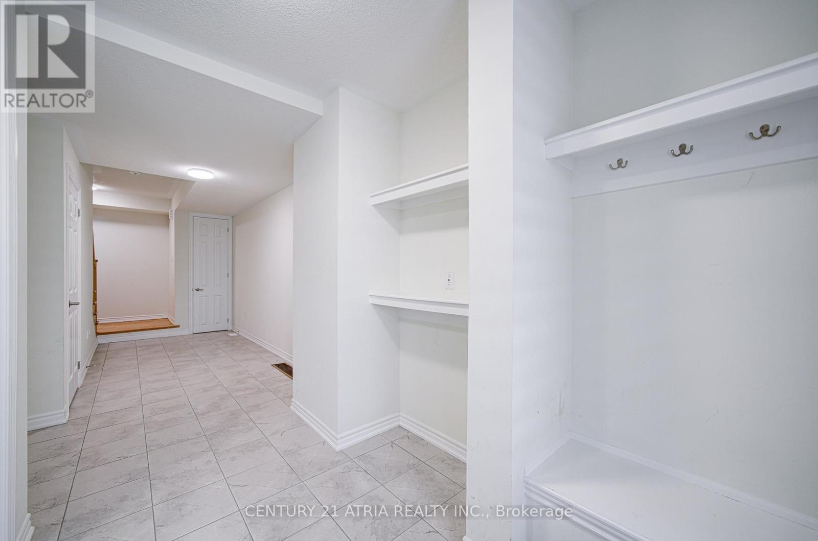 29 Thomas Frisby Jr Crescent, Markham, Ontario  L6C 3L1 - Photo 6 - N12482375