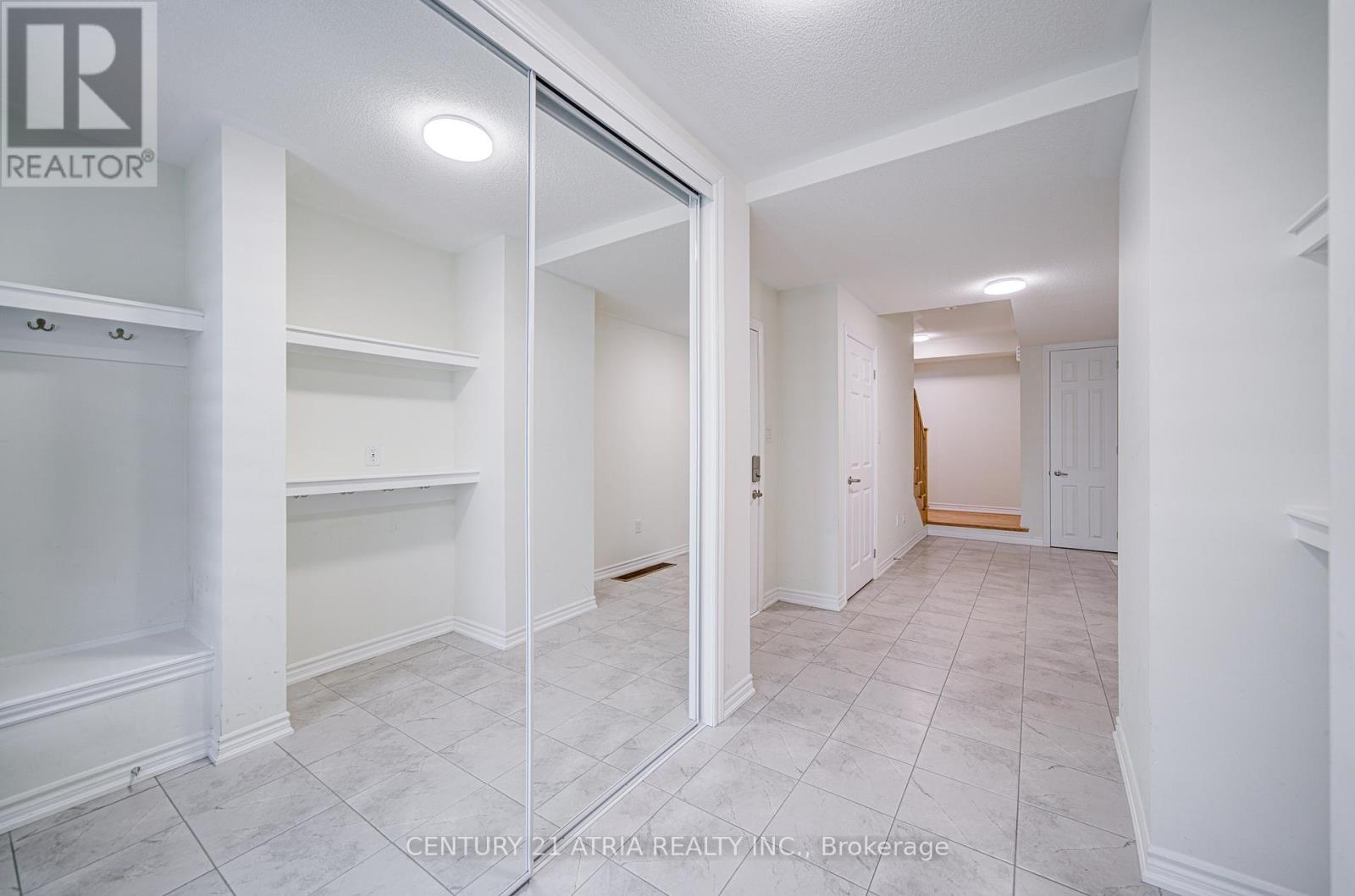 29 Thomas Frisby Jr Crescent, Markham, Ontario  L6C 3L1 - Photo 7 - N12482375