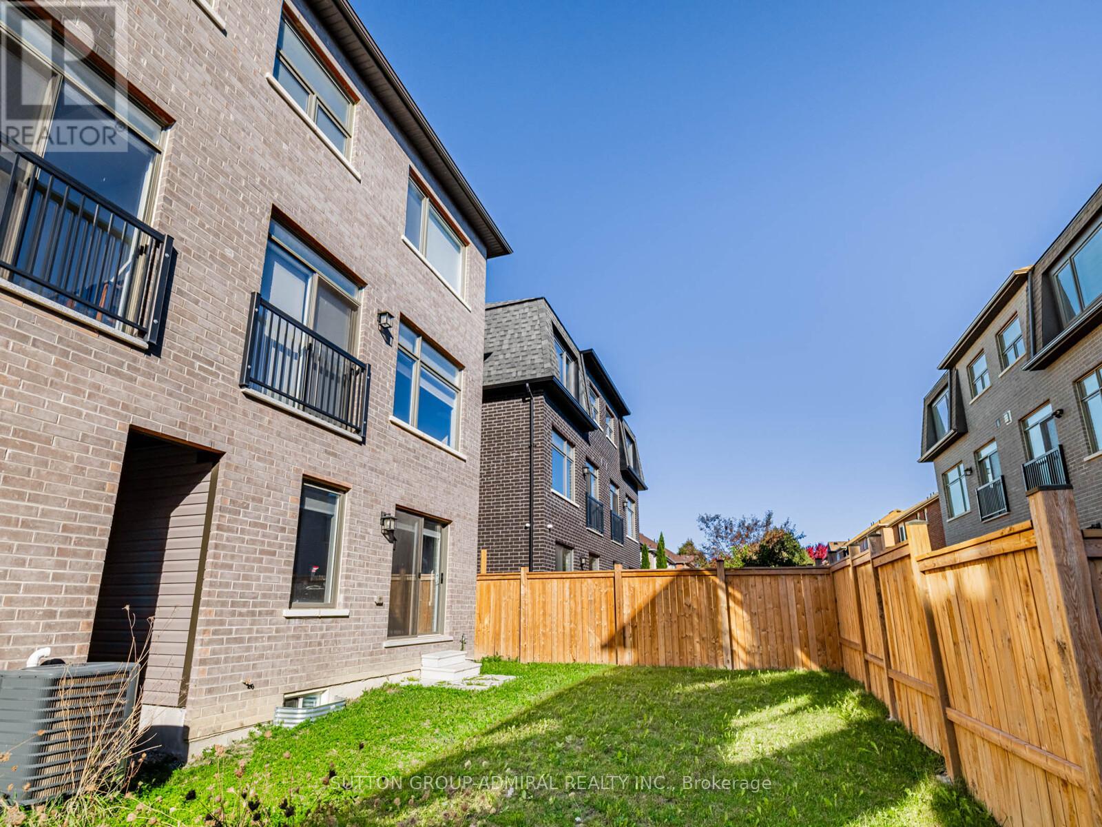 915 Isaac Phillips Way, Newmarket, Ontario  L3X 2Y8 - Photo 27 - N12482376