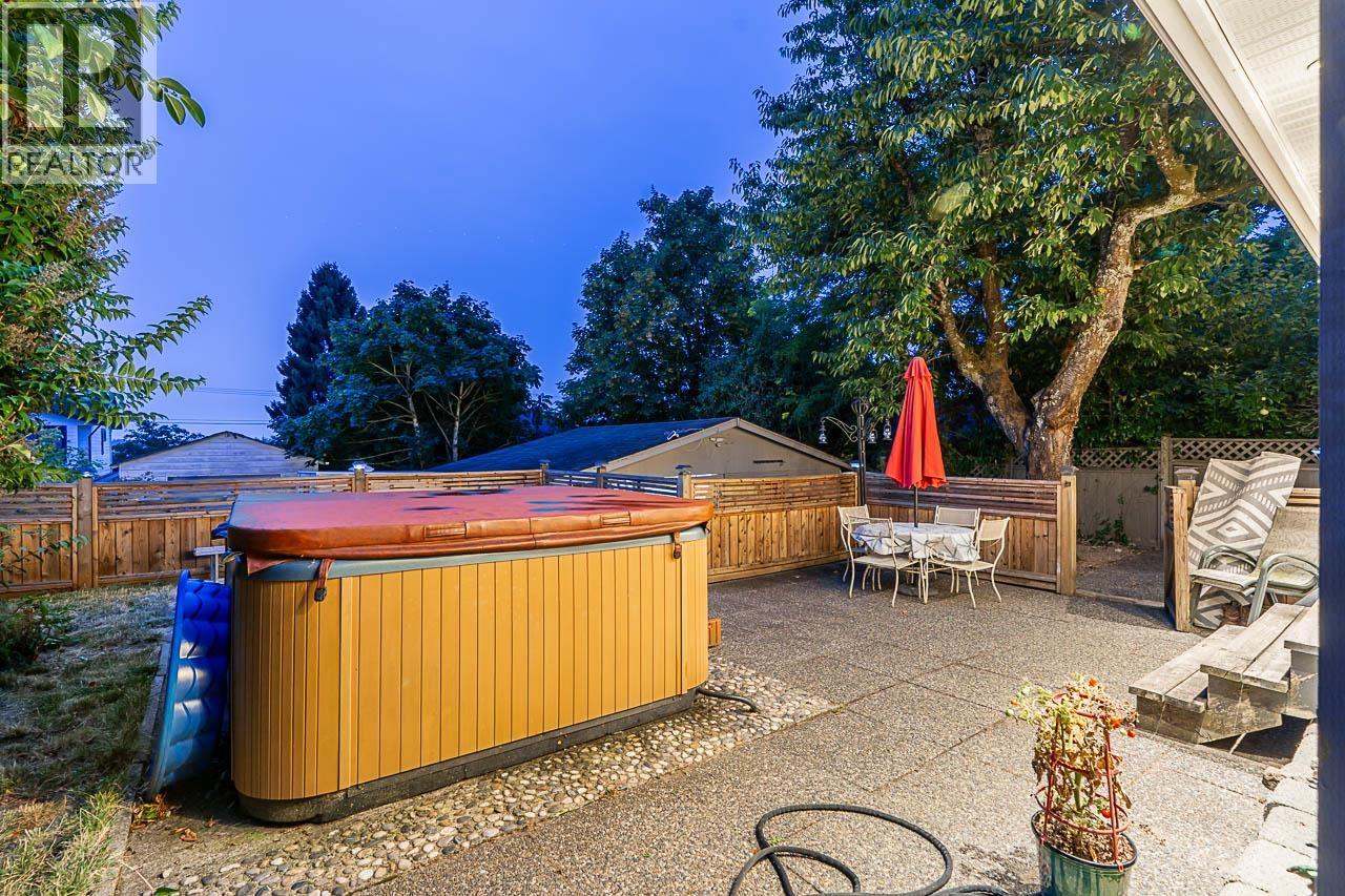 1408 Edinburgh Street, New Westminster, British Columbia  V3M 2W4 - Photo 37 - R3037875