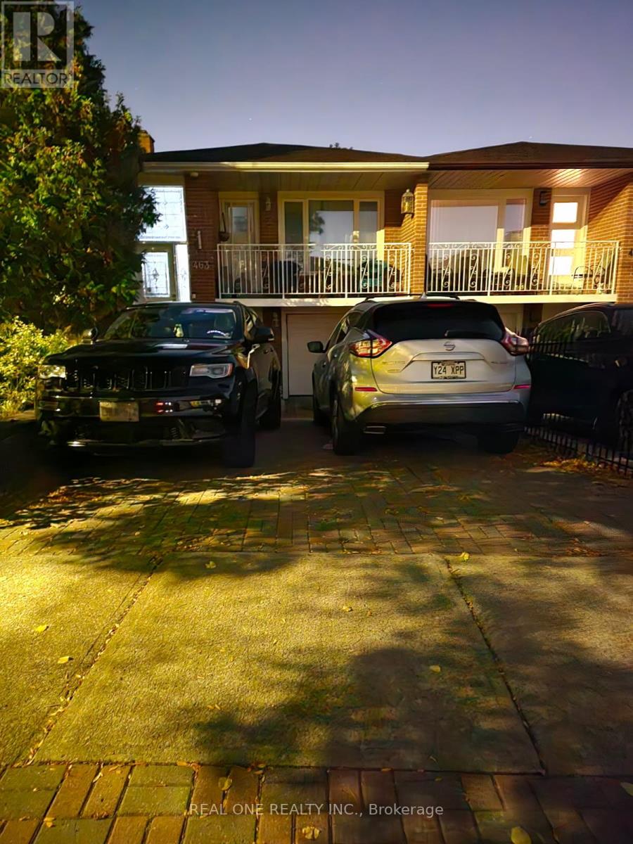 463 Cavell Drive, Mississauga, Ontario  L5B 2P1 - Photo 9 - W12482377
