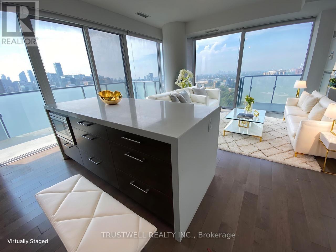 2404 - 1080 Bay Street, Toronto, Ontario  M5S 0A5 - Photo 1 - C12482148