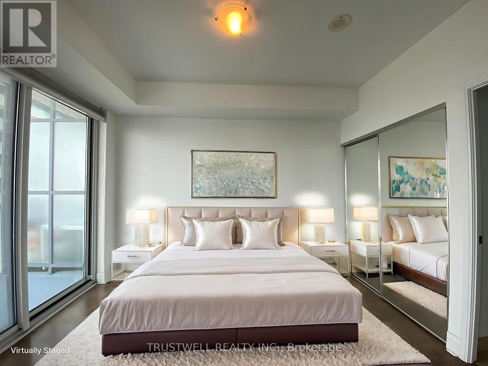 2404 - 1080 Bay Street, Toronto, Ontario  M5S 0A5 - Photo 8 - C12482148