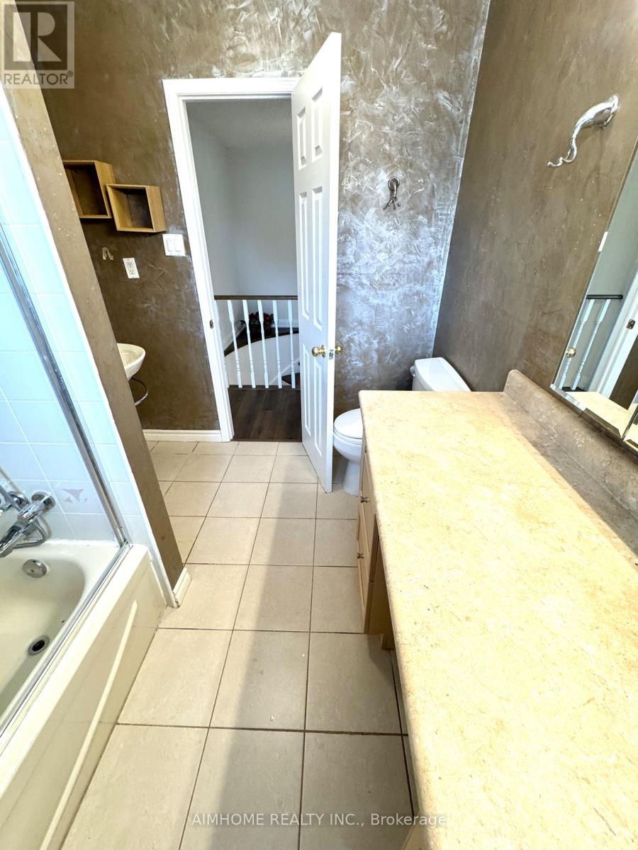119 Cooperage Crescent, Richmond Hill, Ontario  L4C 9L8 - Photo 33 - N12482378