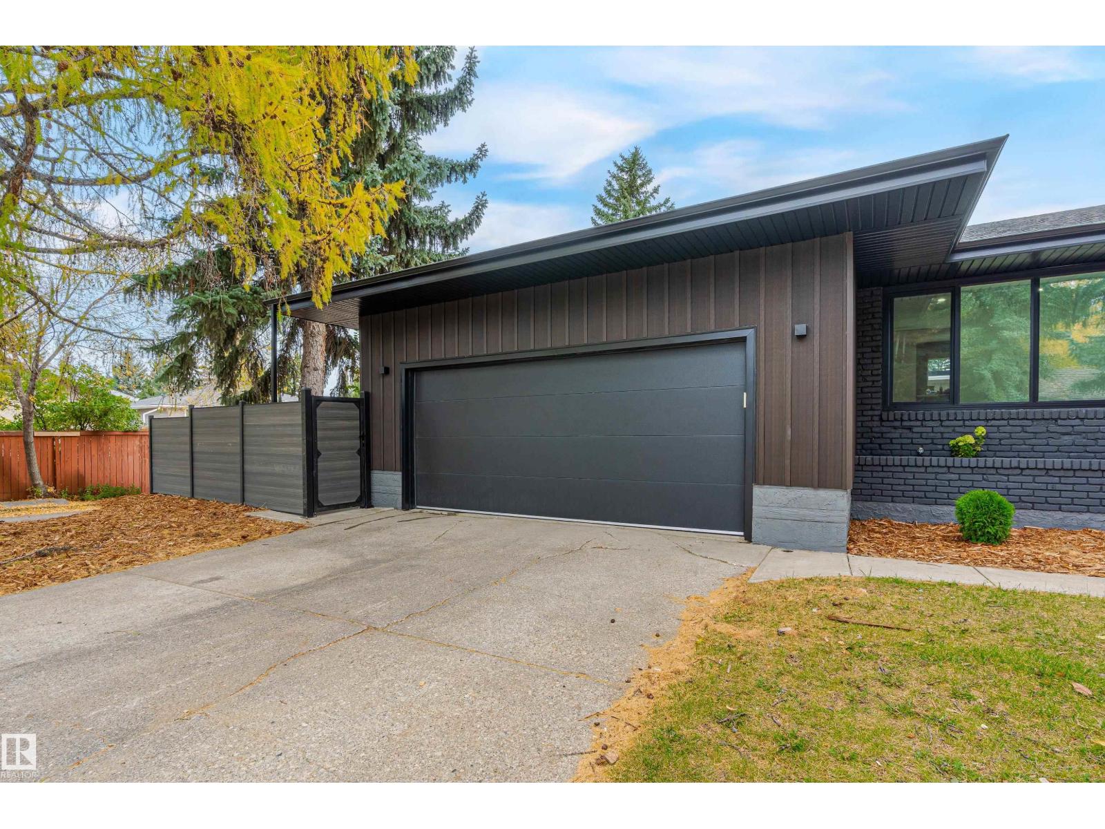 4803 144 St Nw, Edmonton, Alberta  T6H 4G9 - Photo 2 - E4463550