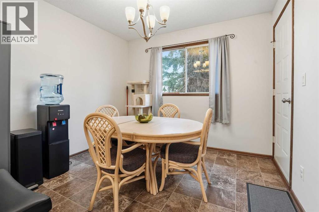 62 Mclevin Crescent, Red Deer, Alberta  T4R 1S9 - Photo 5 - A2266965