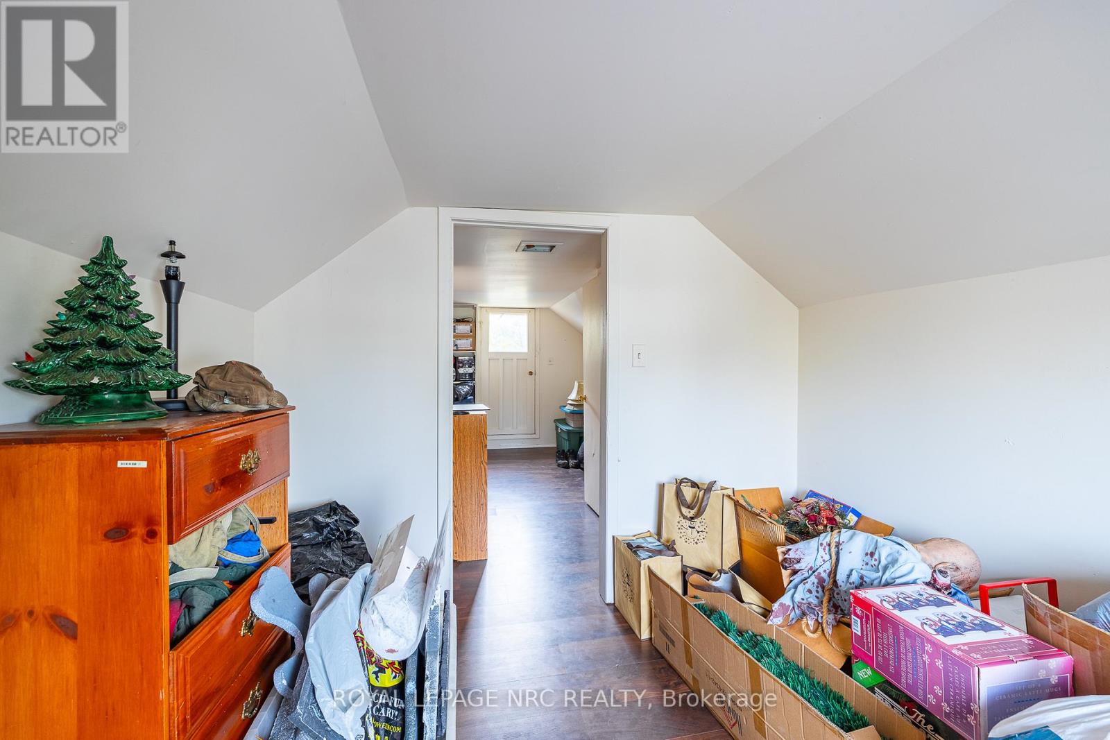 81 Pelham Rd Road, St. Catharines, Ontario  L2S 1S3 - Photo 16 - X12482423