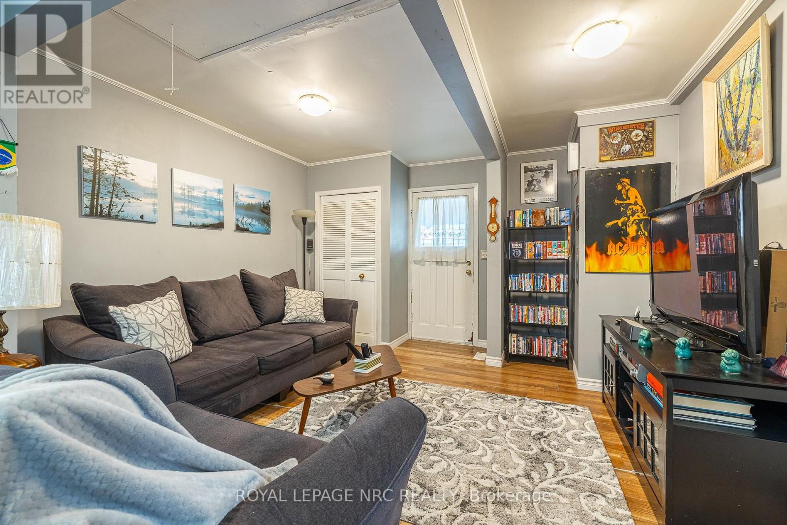 81 Pelham Rd Road, St. Catharines, Ontario  L2S 1S3 - Photo 8 - X12482423