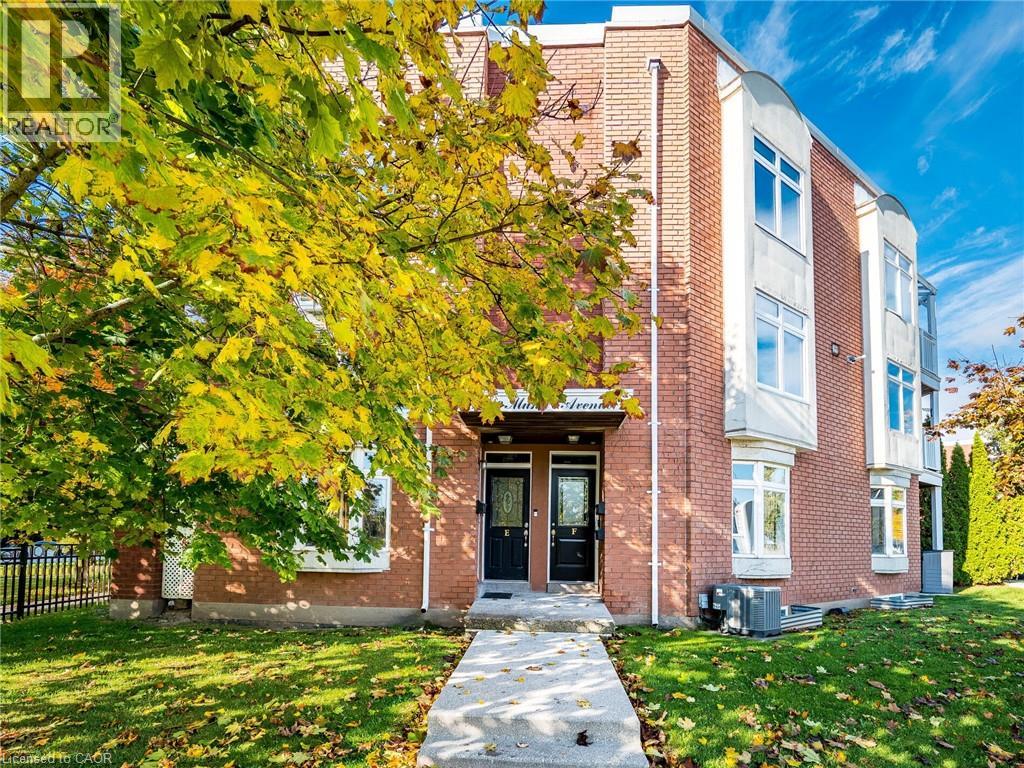 2386 Munn's Avenue E Unit# E, Oakville, Ontario  L6H 6G9 - Photo 2 - 40782239