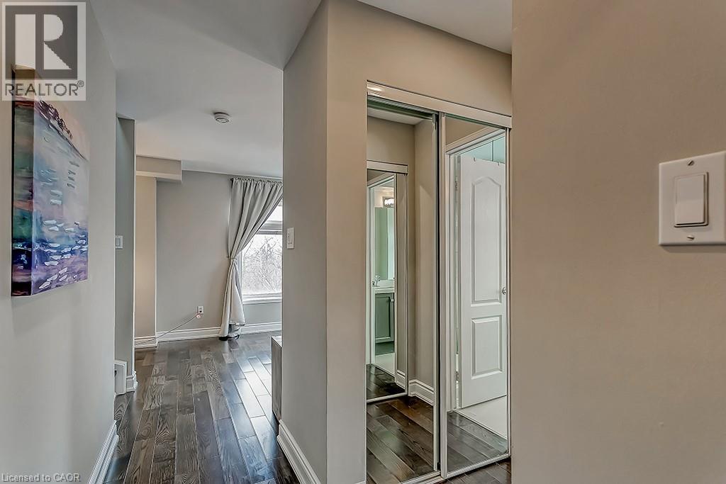 2386 Munn's Avenue E Unit# E, Oakville, Ontario  L6H 6G9 - Photo 29 - 40782239