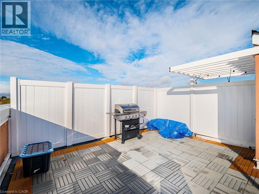 2386 Munn's Avenue E Unit# E, Oakville, Ontario  L6H 6G9 - Photo 44 - 40782239
