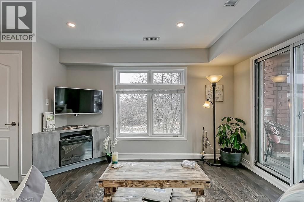 2386 Munn's Avenue E Unit# E, Oakville, Ontario  L6H 6G9 - Photo 6 - 40782239