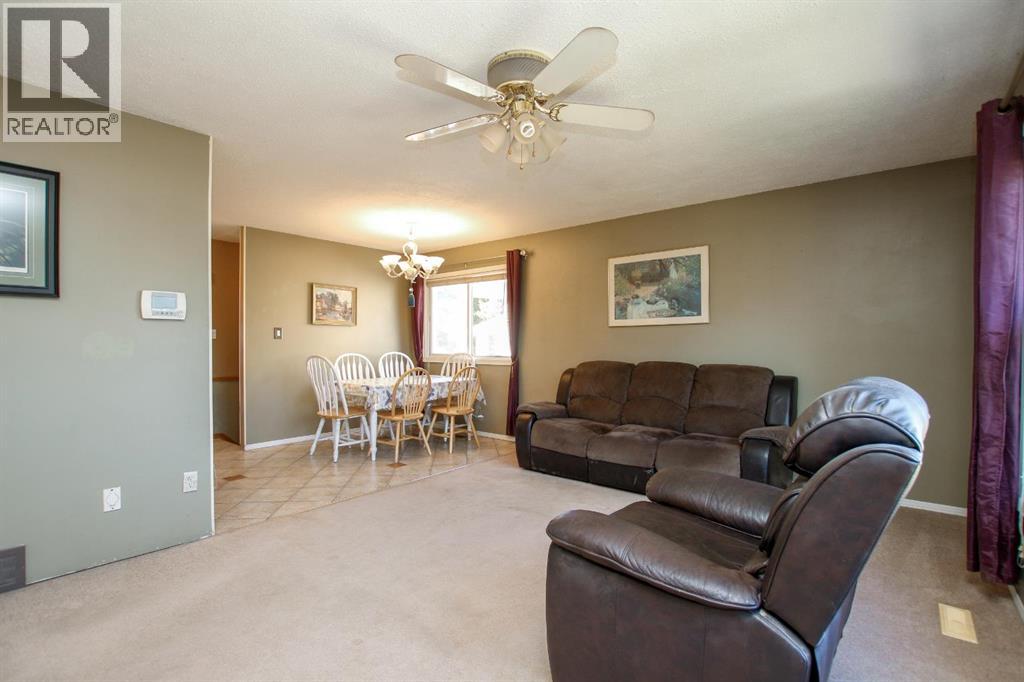 74 Nichols Crescent, Red Deer, Alberta  T4P 1P6 - Photo 3 - A2259490