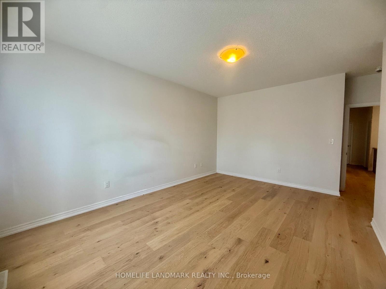 165 Paradelle Drive, Richmond Hill, Ontario  L4E 0E4 - Photo 16 - N12404074