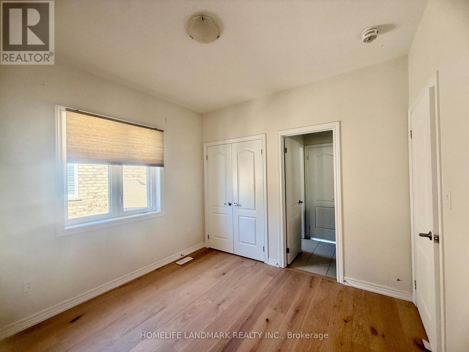 165 Paradelle Drive, Richmond Hill, Ontario  L4E 0E4 - Photo 19 - N12404074