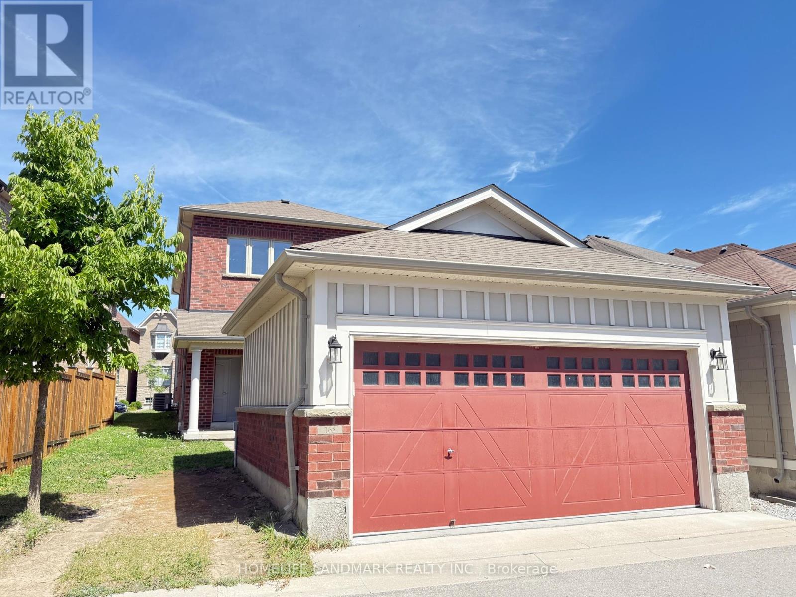 165 Paradelle Drive, Richmond Hill, Ontario  L4E 0E4 - Photo 2 - N12404074