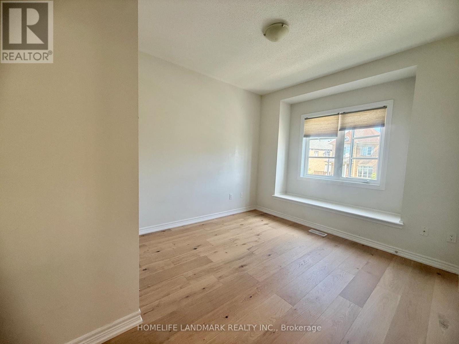 165 Paradelle Drive, Richmond Hill, Ontario  L4E 0E4 - Photo 22 - N12404074
