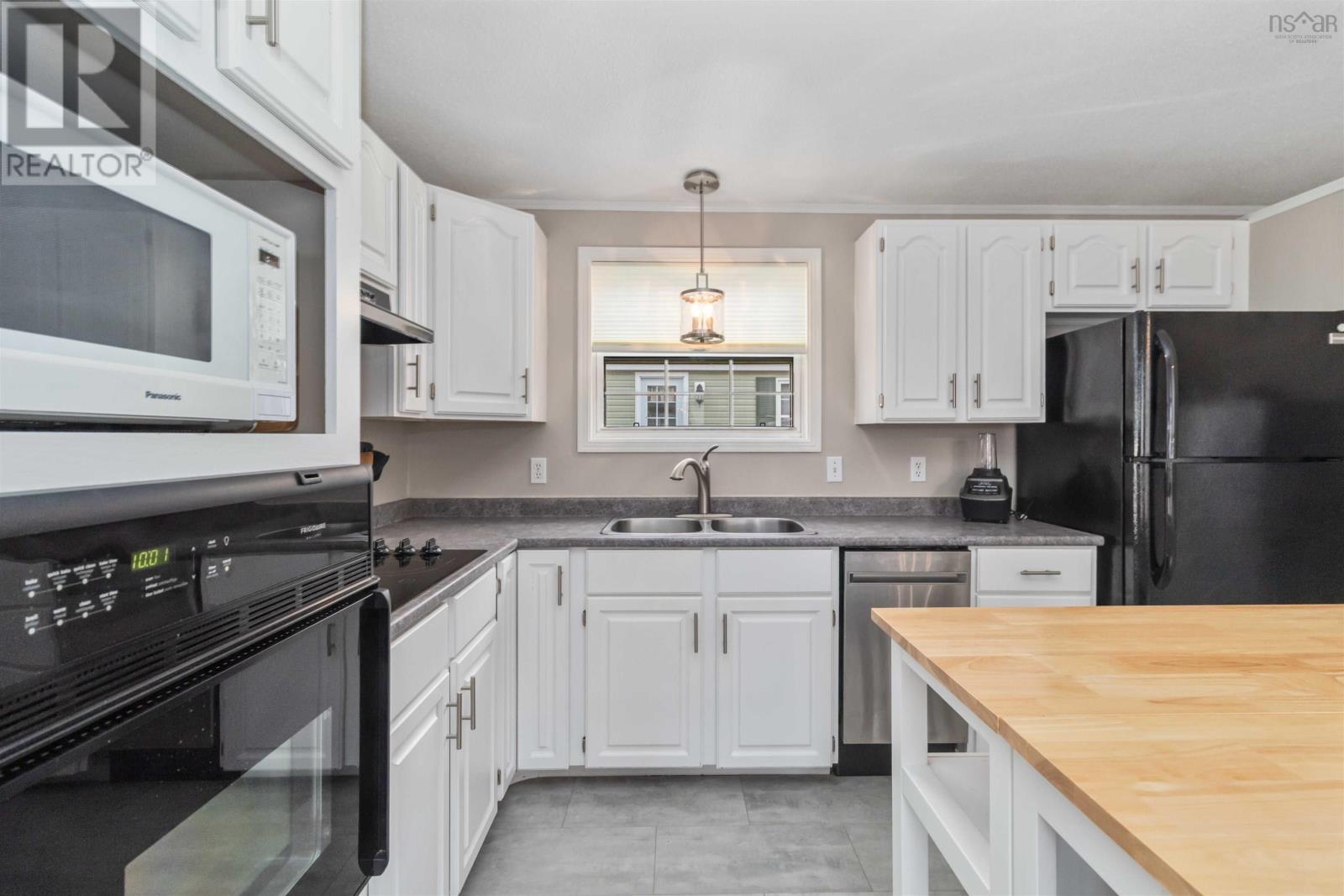 400 Seasons Drive, Bridgewater, Nova Scotia  B4N 4C1 - Photo 15 - 202526225
