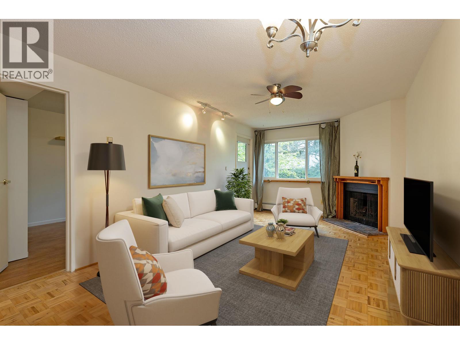 213 1209 HOWIE AVENUE, Coquitlam, British Columbia