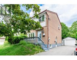 105 Bergen Road, Toronto (Dorset Park), Ca
