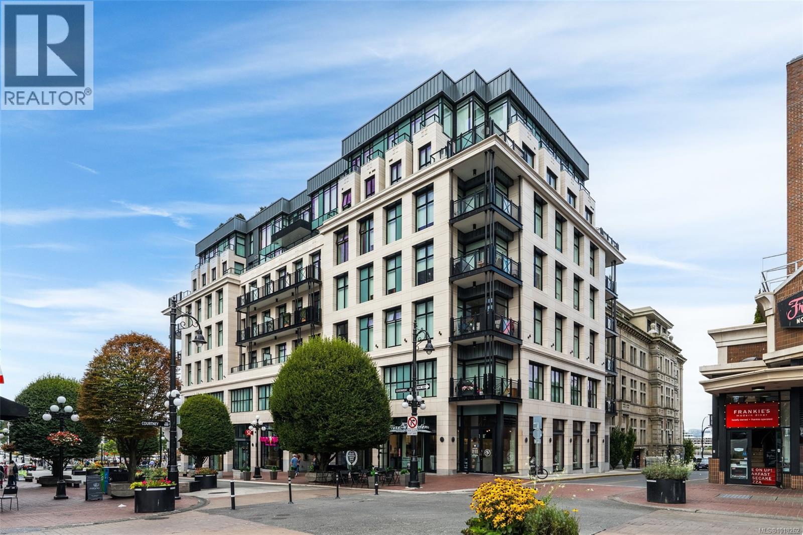 503 888 Government St, Victoria, British Columbia