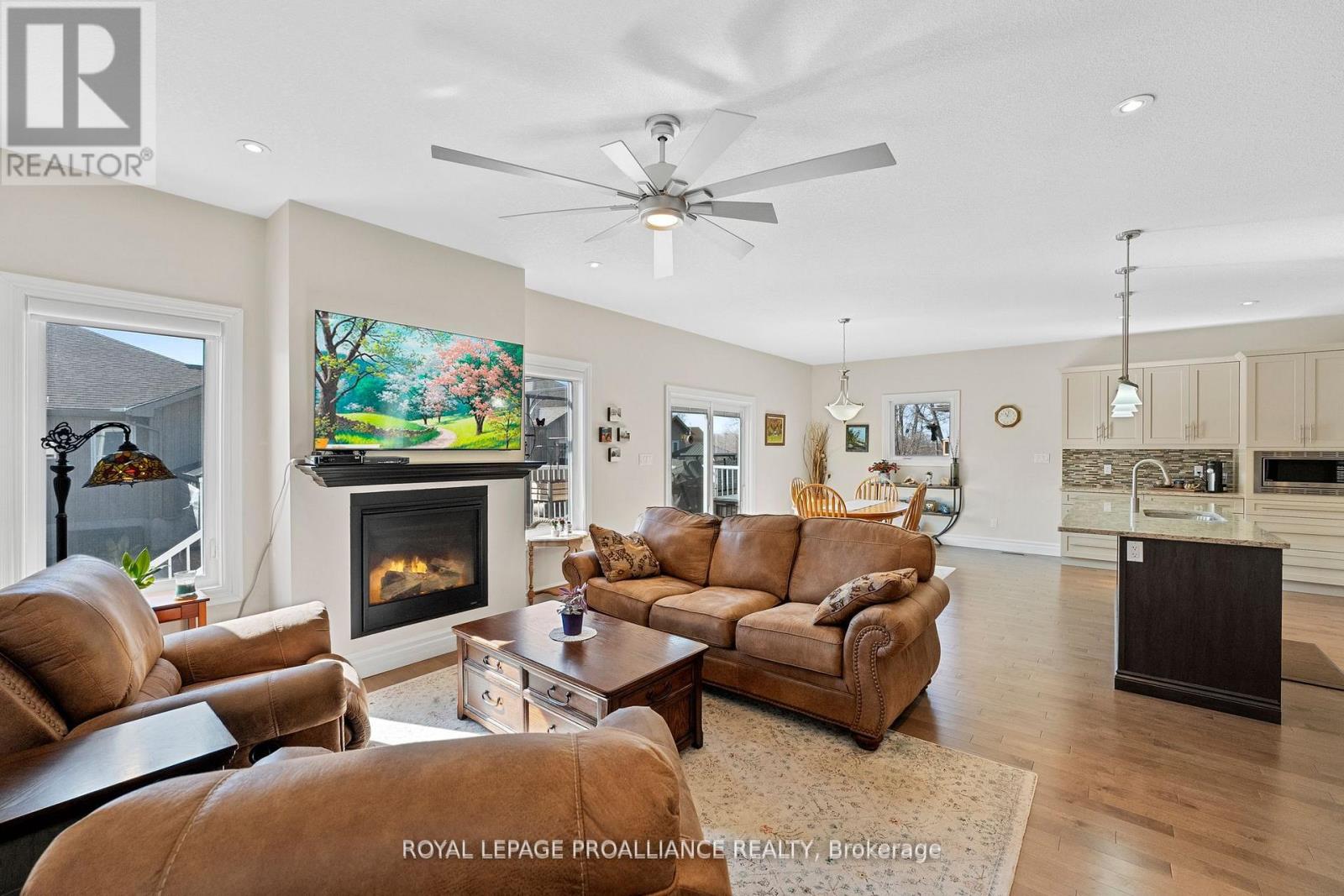 5 Conger Drive, Prince Edward County (Wellington Ward), Ontario  K0K 3L0 - Photo 13 - X12482437