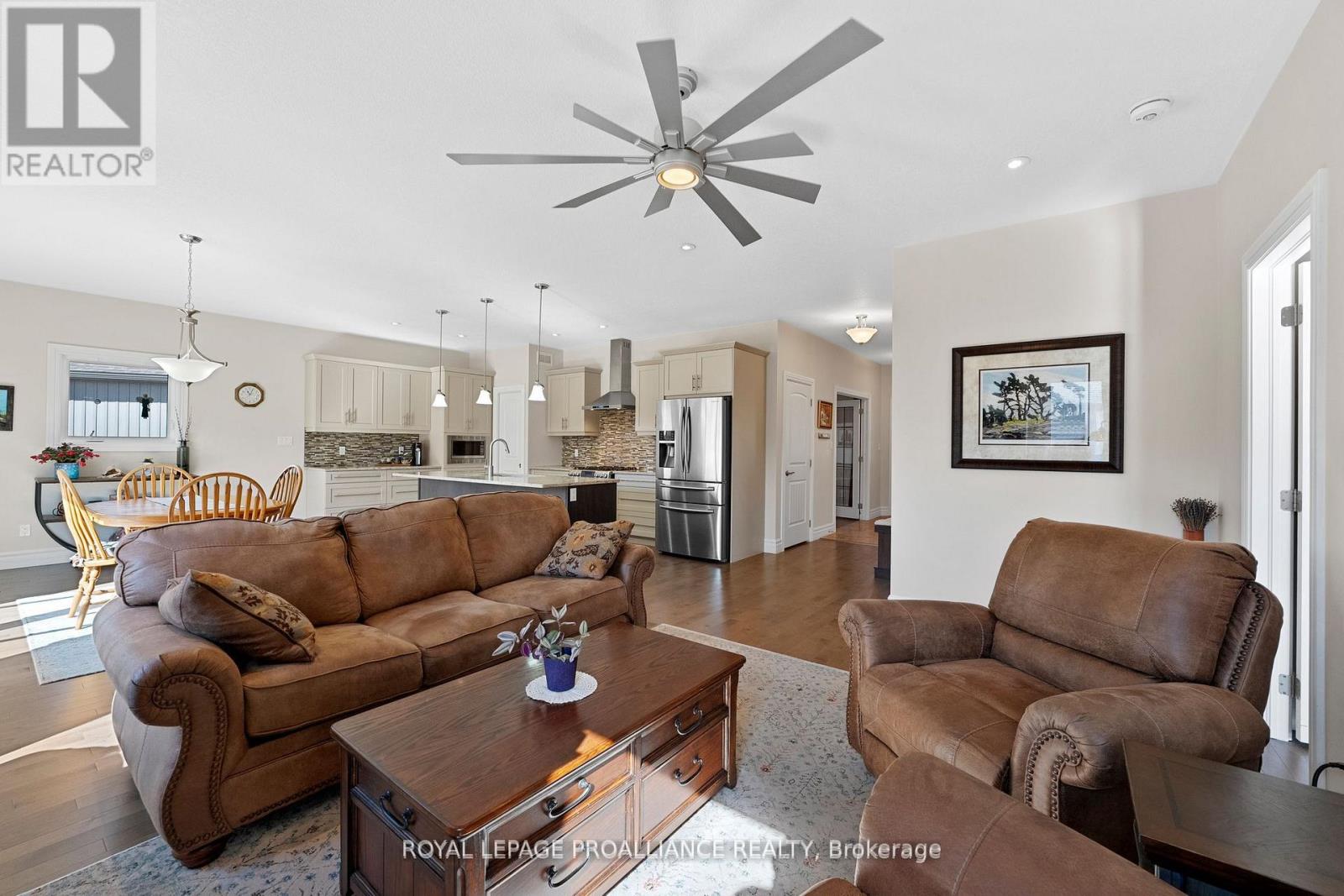 5 Conger Drive, Prince Edward County (Wellington Ward), Ontario  K0K 3L0 - Photo 14 - X12482437