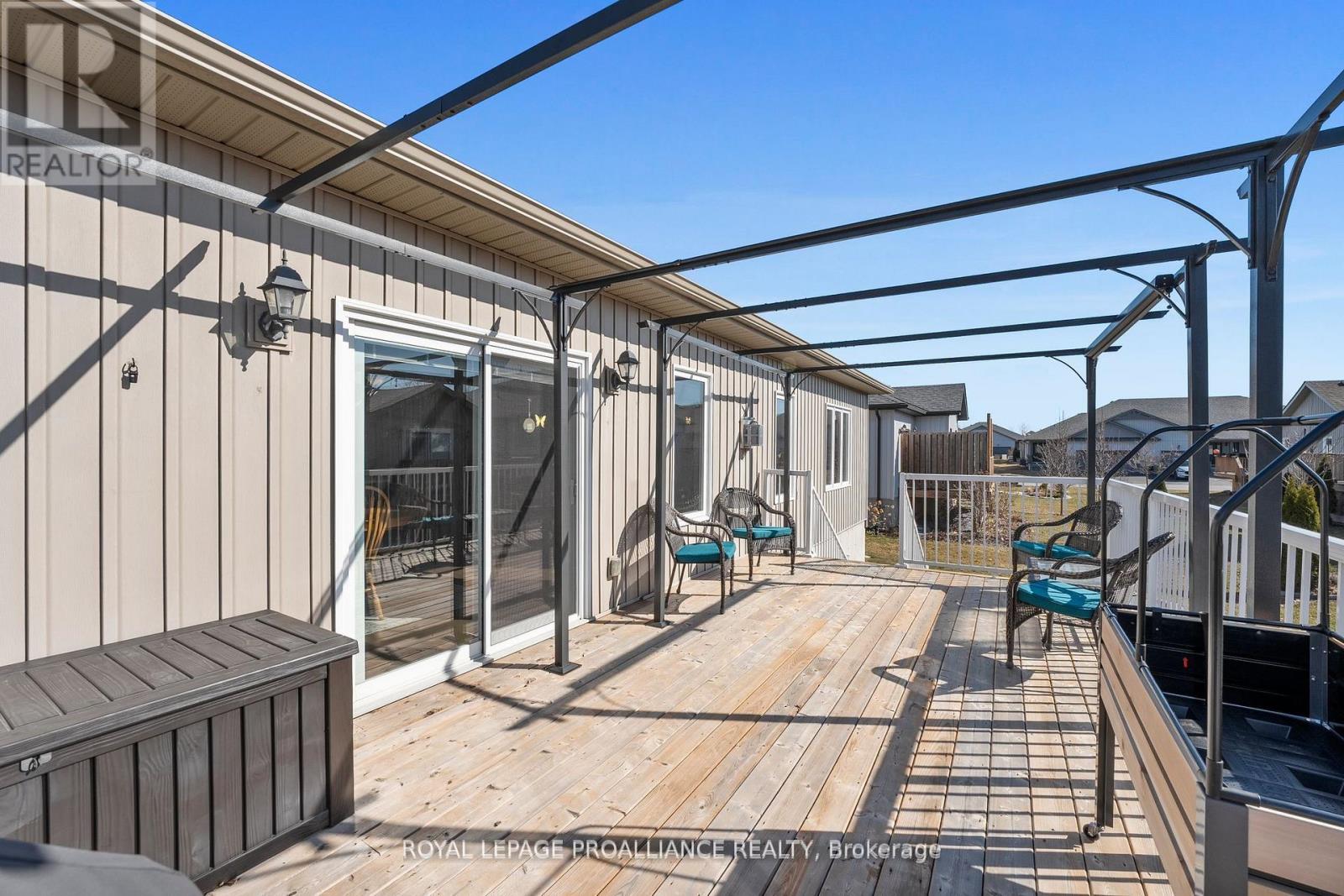 5 Conger Drive, Prince Edward County (Wellington Ward), Ontario  K0K 3L0 - Photo 16 - X12482437