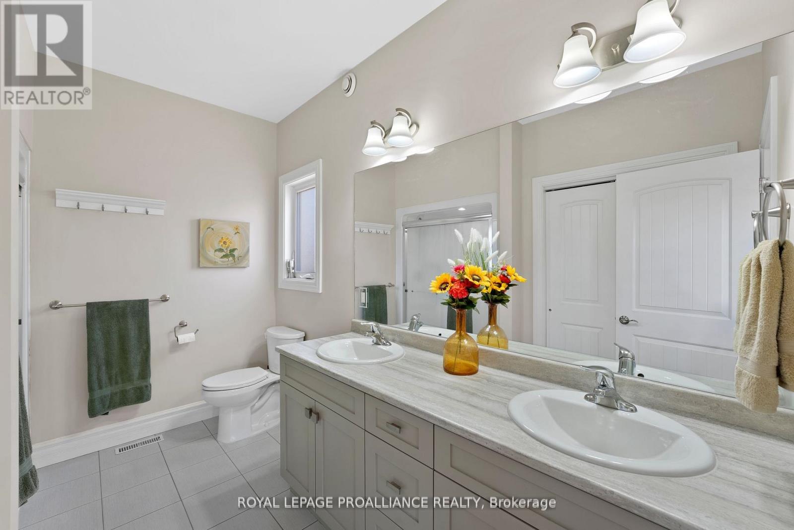 5 Conger Drive, Prince Edward County (Wellington Ward), Ontario  K0K 3L0 - Photo 21 - X12482437