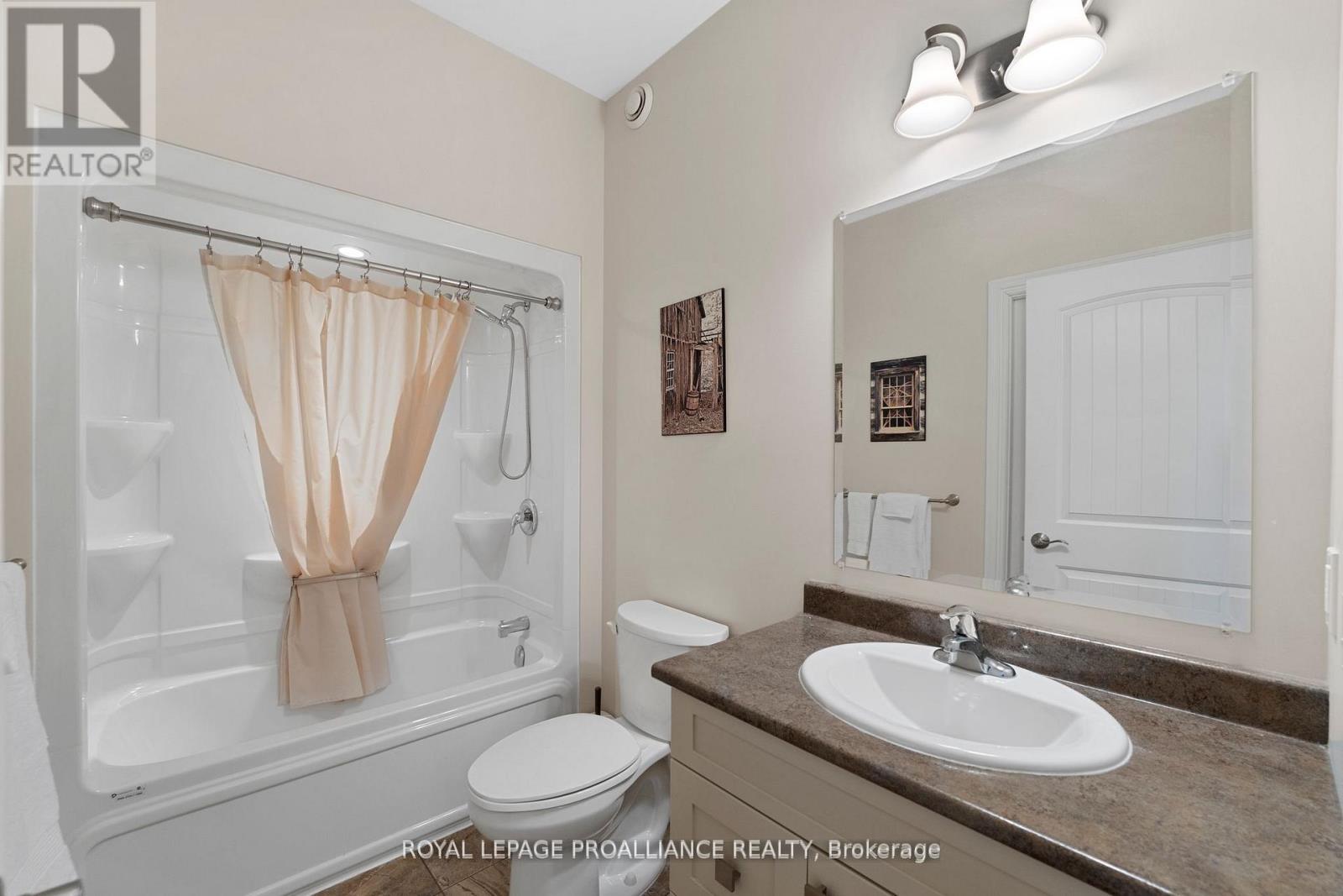 5 Conger Drive, Prince Edward County (Wellington Ward), Ontario  K0K 3L0 - Photo 26 - X12482437