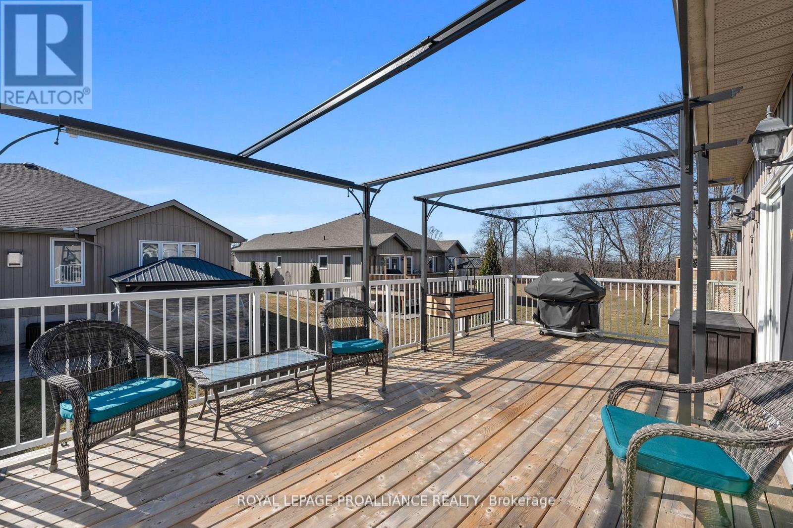 5 Conger Drive, Prince Edward County (Wellington Ward), Ontario  K0K 3L0 - Photo 32 - X12482437