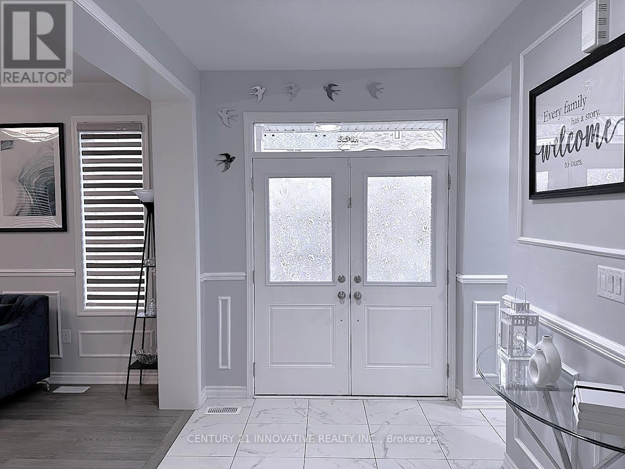 568 Boyd Lane, Milton, Ontario  L9E 1W6 - Photo 4 - W12482388
