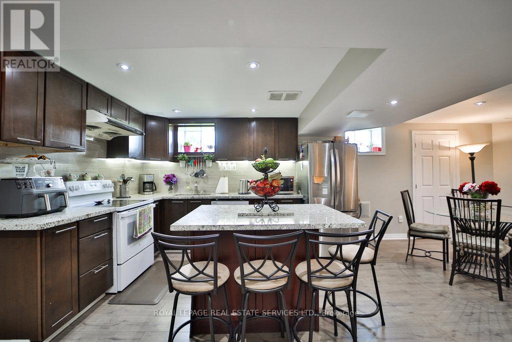 44 Game Creek Crescent, Brampton (Northwest Sandalwood Parkway), Ontario  L7A 0K3 - Photo 32 - W12482390