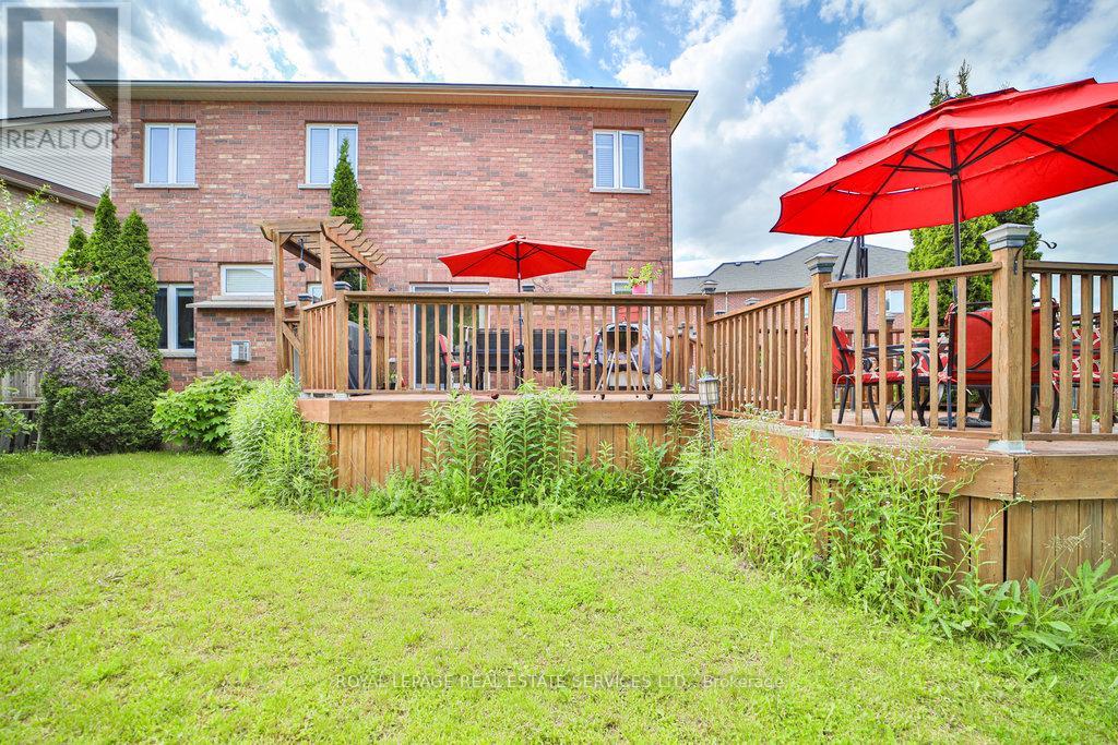 44 Game Creek Crescent, Brampton (Northwest Sandalwood Parkway), Ontario  L7A 0K3 - Photo 45 - W12482390