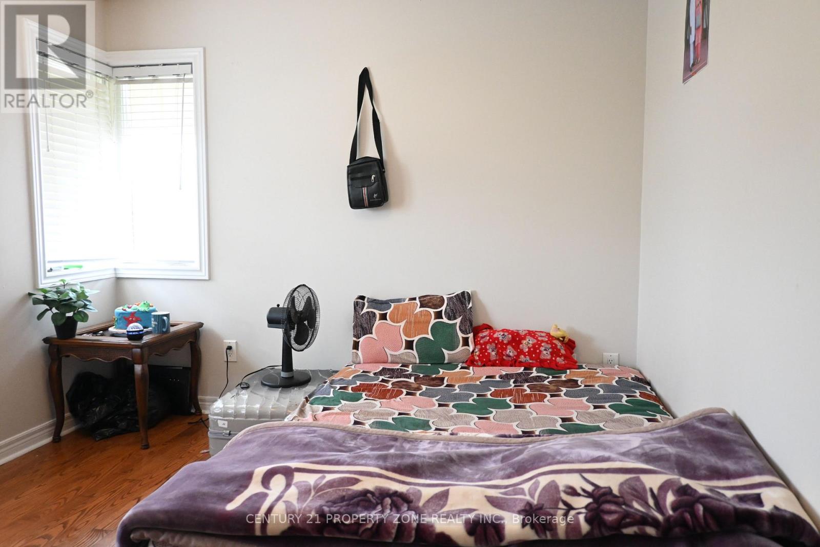 39 Harbourtown Crescent, Brampton, Ontario  L6V 4P4 - Photo 14 - W12482400